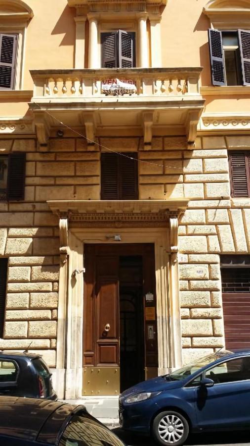 Hotel House 4 Mori Roma Esterno foto