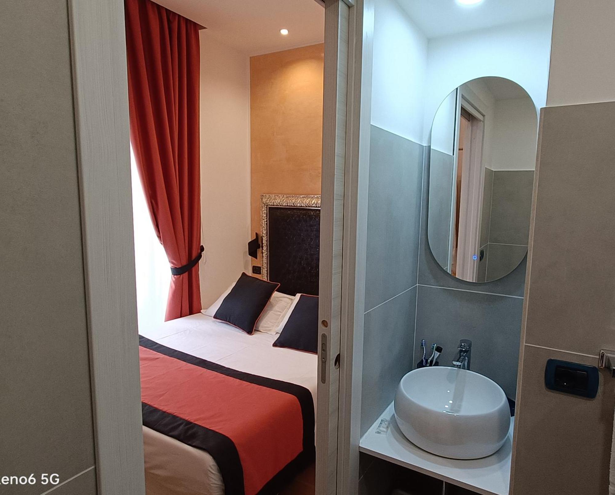 Hotel House 4 Mori Roma Esterno foto