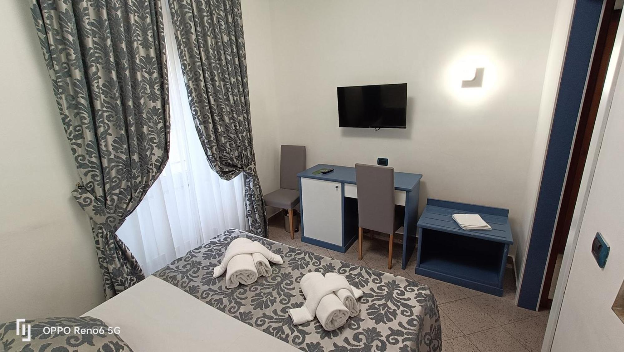 Hotel House 4 Mori Roma Esterno foto