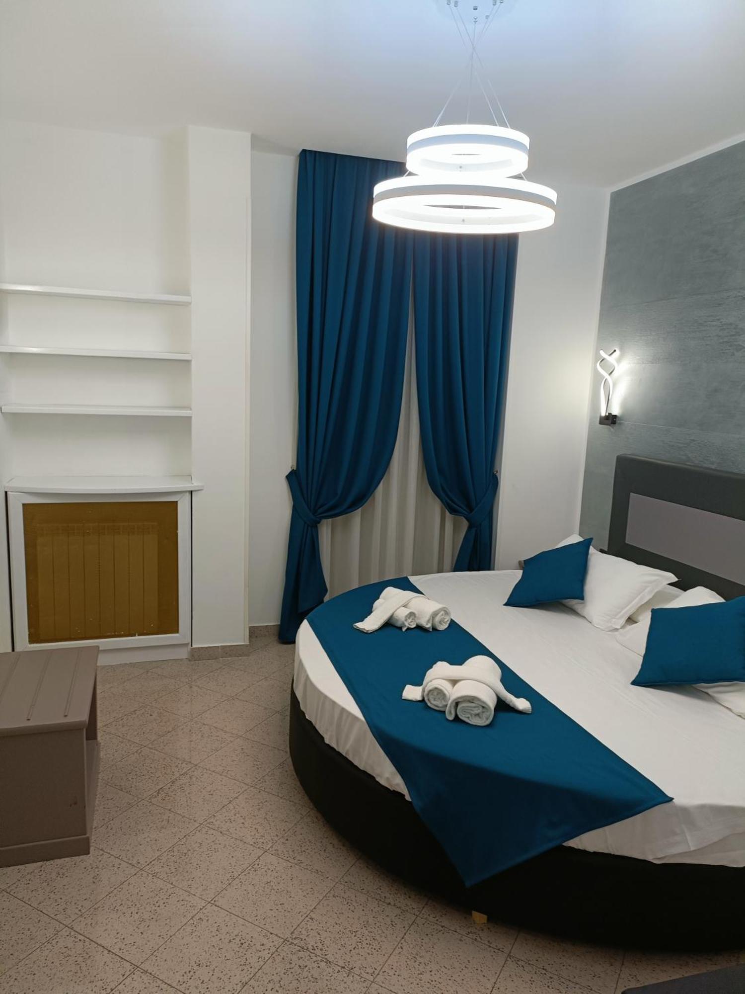 Hotel House 4 Mori Roma Esterno foto