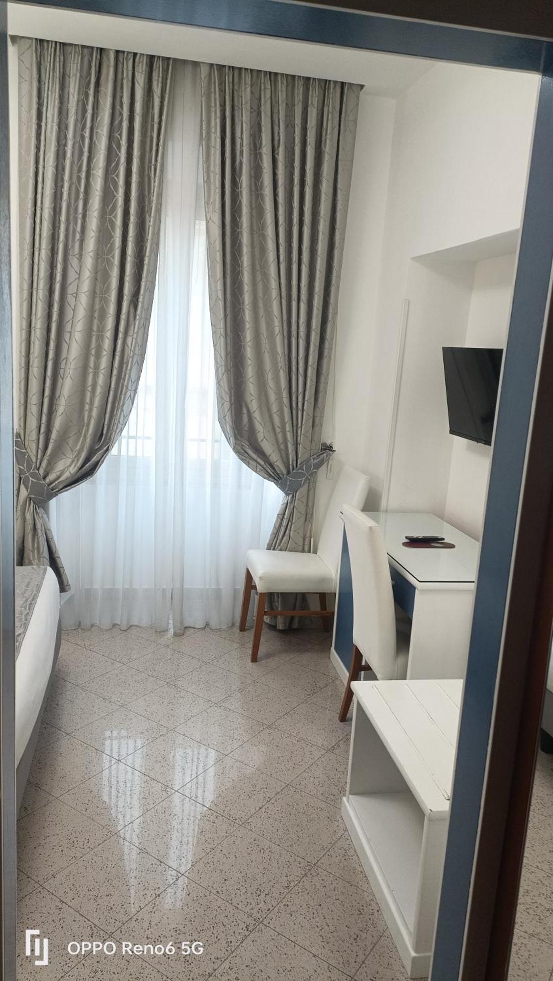 Hotel House 4 Mori Roma Esterno foto