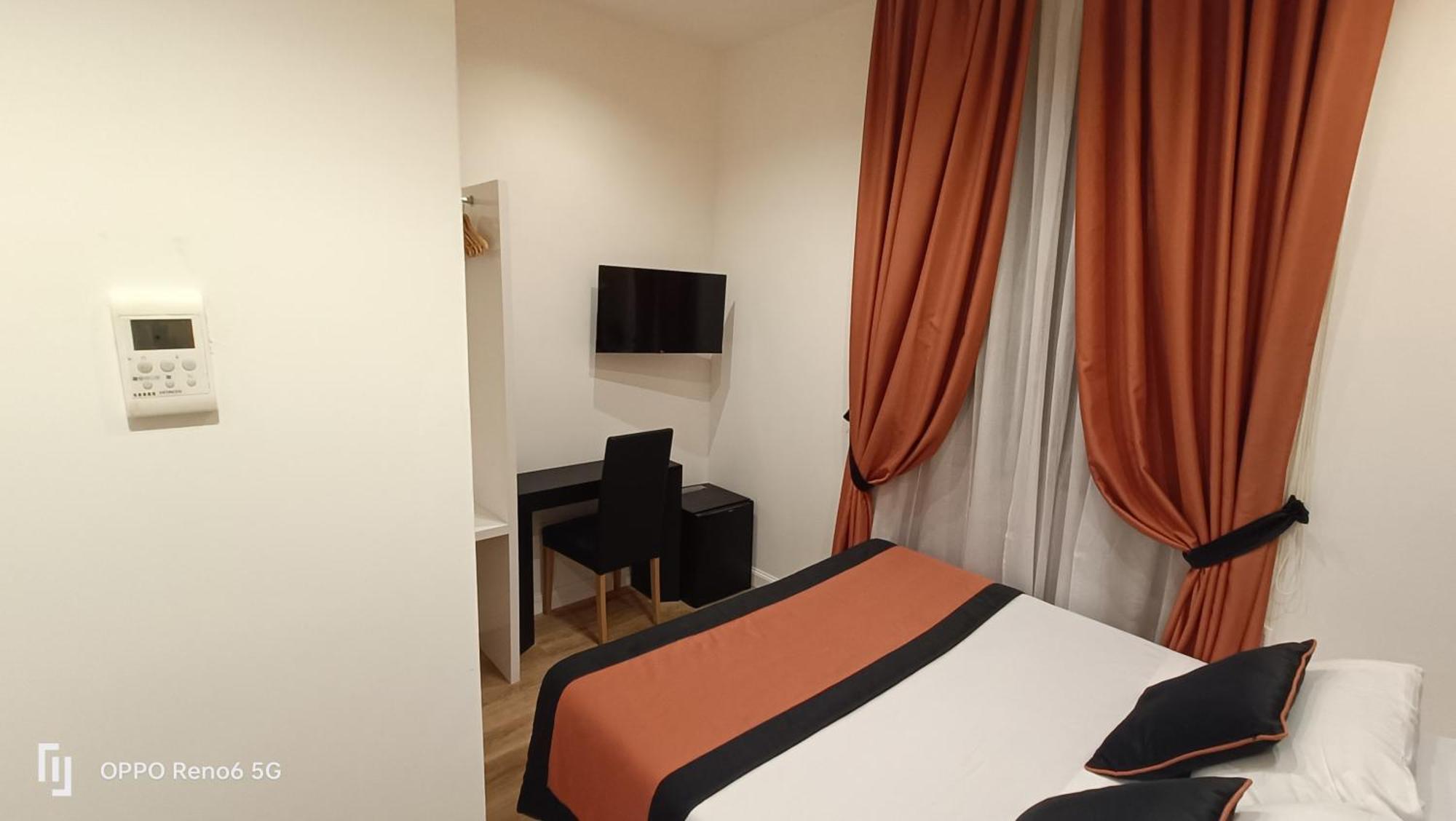 Hotel House 4 Mori Roma Esterno foto