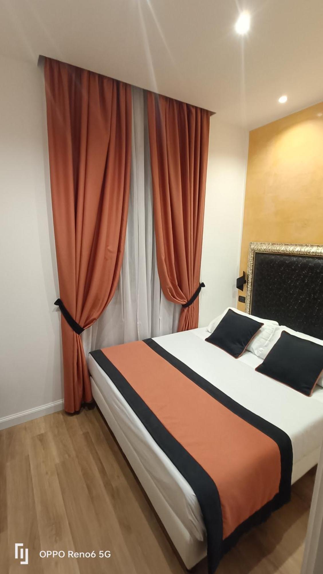 Hotel House 4 Mori Roma Esterno foto