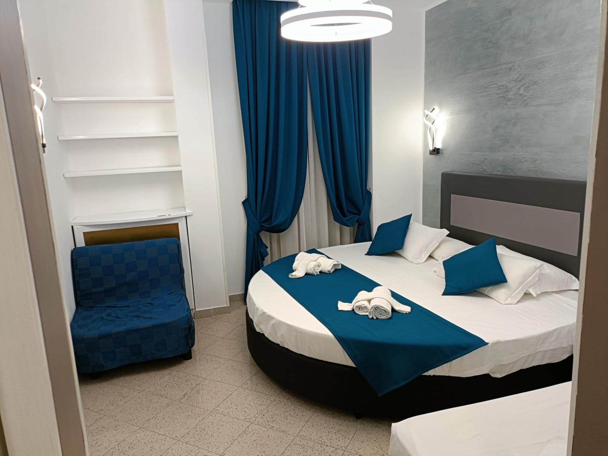 Hotel House 4 Mori Roma Esterno foto